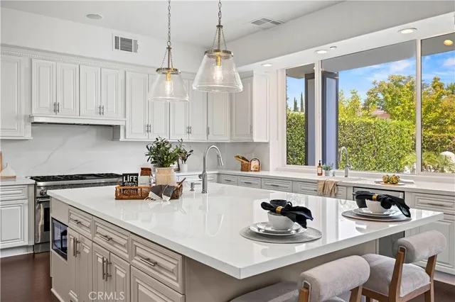 $3,695,000 | 5012 Gerald Avenue, Encino, CA 91436
