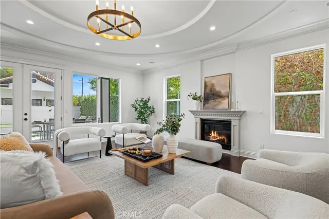 $3,695,000 | 5012 Gerald Avenue, Encino, CA 91436