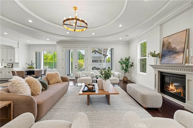 $3,695,000 | 5012 Gerald Avenue, Encino, CA 91436