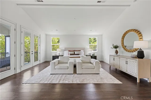 $3,695,000 | 5012 Gerald Avenue, Encino, CA 91436