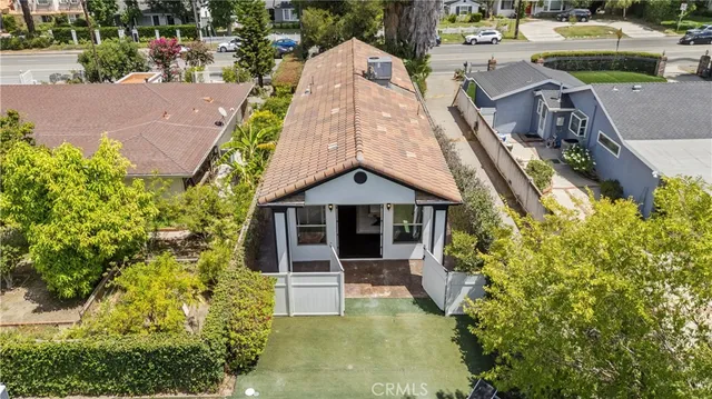 $3,695,000 | 5012 Gerald Avenue, Encino, CA 91436