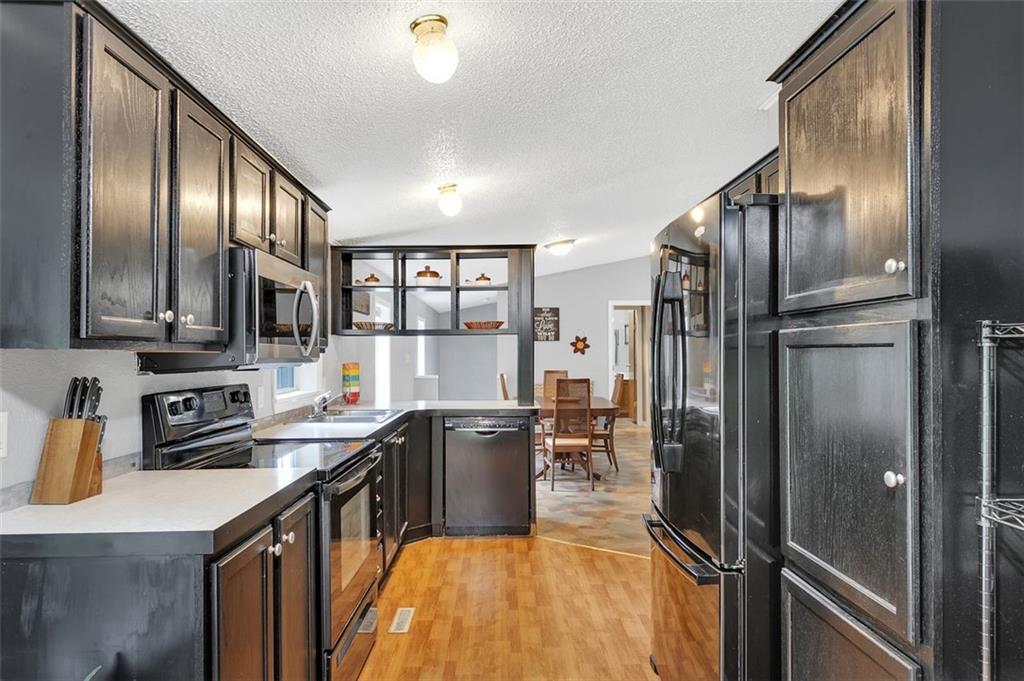 307 Berkshires Lane Apollo, PA 15613 - Photo 6 of 25 Gallery Image 6