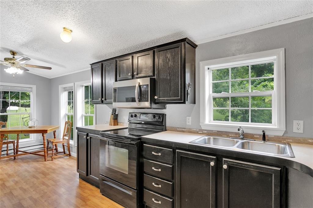 307 Berkshires Lane Apollo, PA 15613 - Photo 8 of 25 Gallery Image 8