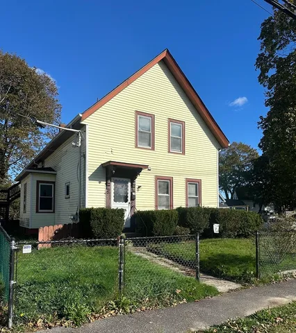 $2,200 | 19 Forest Street, Unit 19, Middleboro, MA 02346