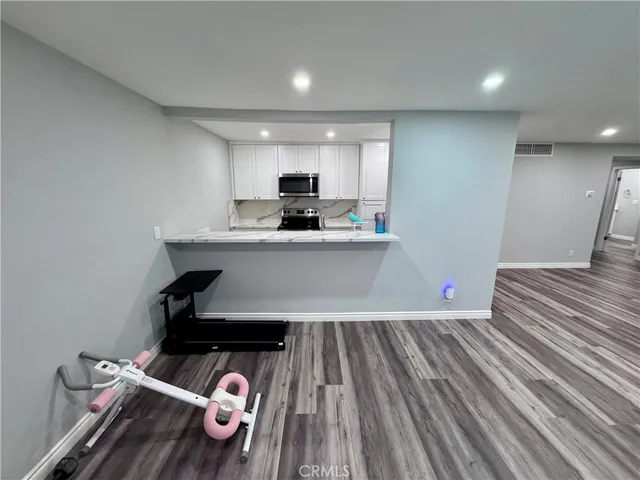 $3,800 | 1127 East Del Mar Boulevard, Unit 416, Pasadena, CA 91106