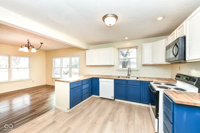 $159,900 | 1010 West 23rd Street, Muncie, IN 47302