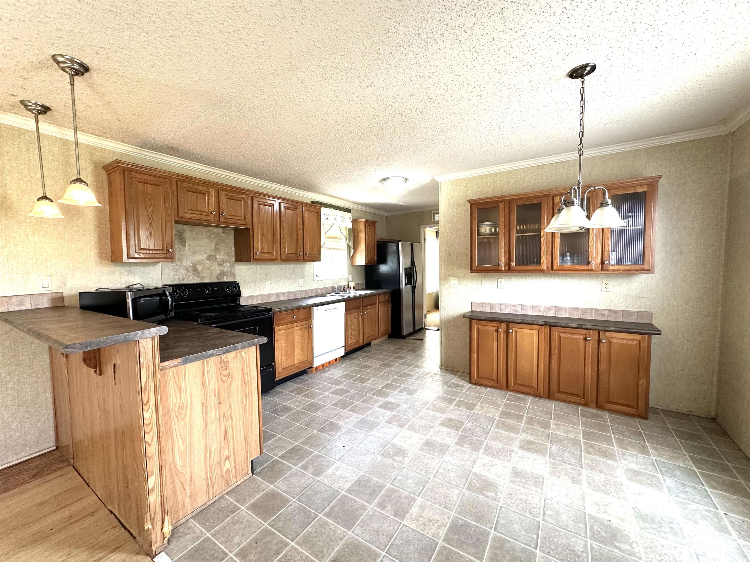 23268 T D Barnett Road Robertsdale, AL 36567 - Photo 16 of 16 Kitchen