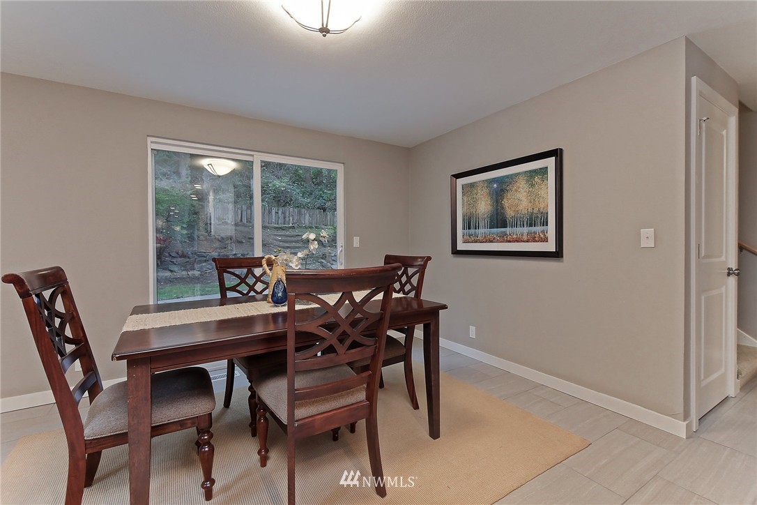 7020 Meadowdale Beach Road Edmonds, WA 98026 - Photo 8 of 23 Gallery Image 8