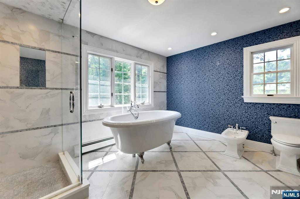 765 Colonial Road Franklin Lakes, NJ 07417 - Photo 33 of 45