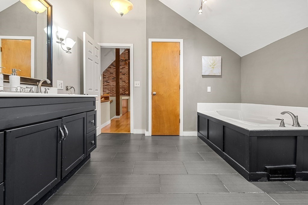 19 High Oaks Path Groton, MA 01450 - Photo 29 of 41