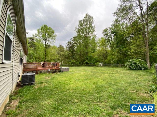 404 Rocky Road Stanardsville, VA 22973 - Photo 29 of 33 a view of a garden