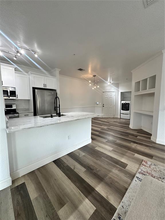 3713 Conroy Road, Unit 1932 Orlando, FL 32839 - Photo 7 of 37