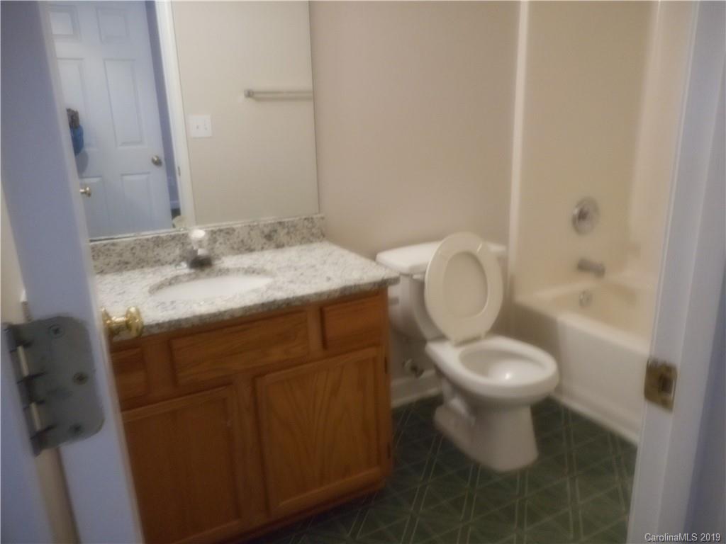 2322 Pesca Lane Charlotte, NC 28213 - Photo 12 of 19