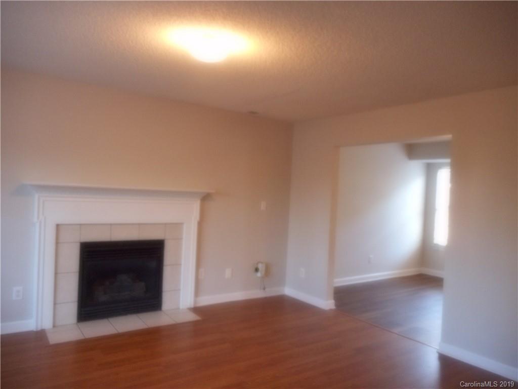 2322 Pesca Lane Charlotte, NC 28213 - Photo 6 of 19