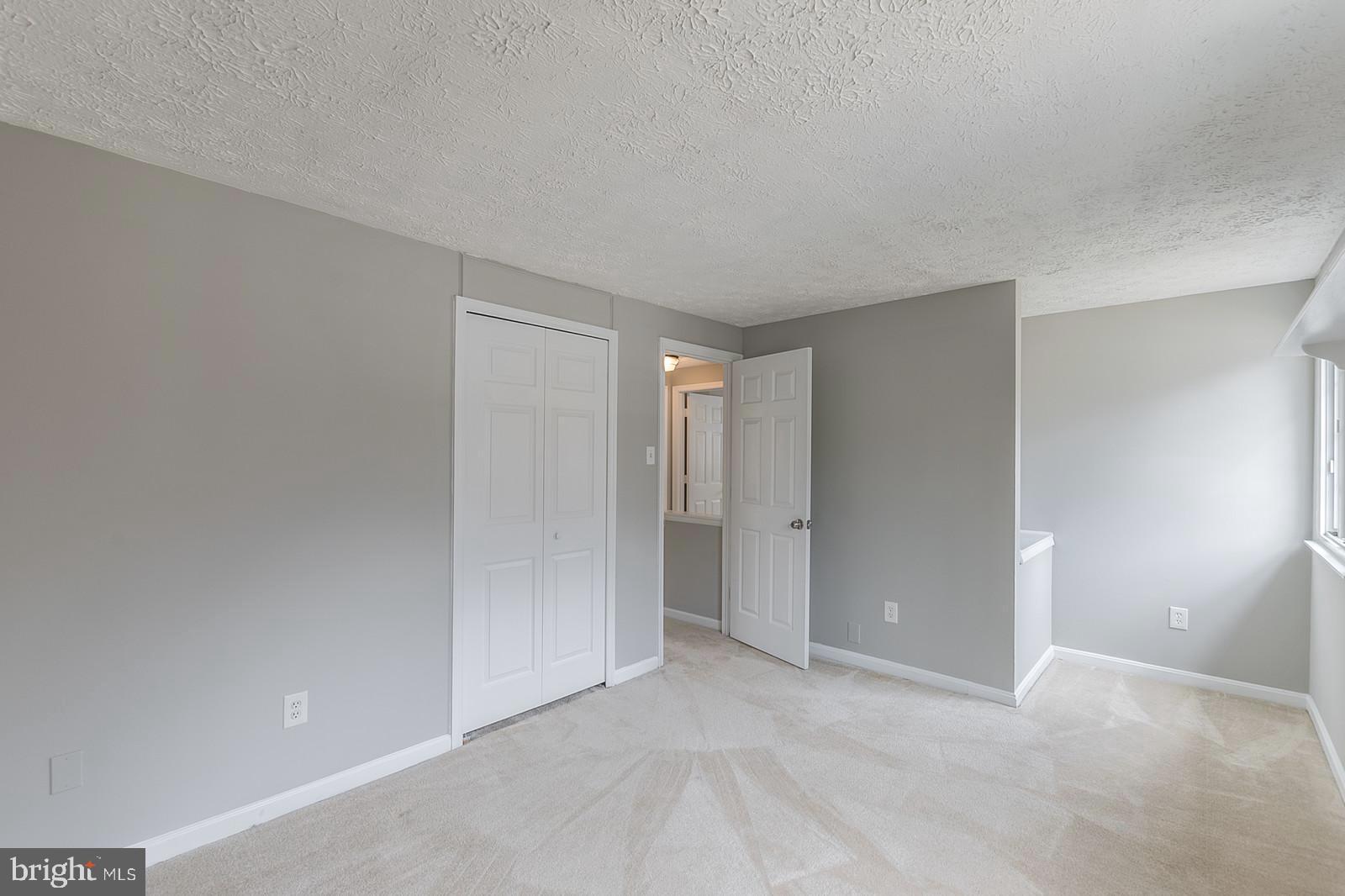 8287 Raindrop Way Springfield, VA 22153 - Photo 24 of 36 Gallery Image 24
