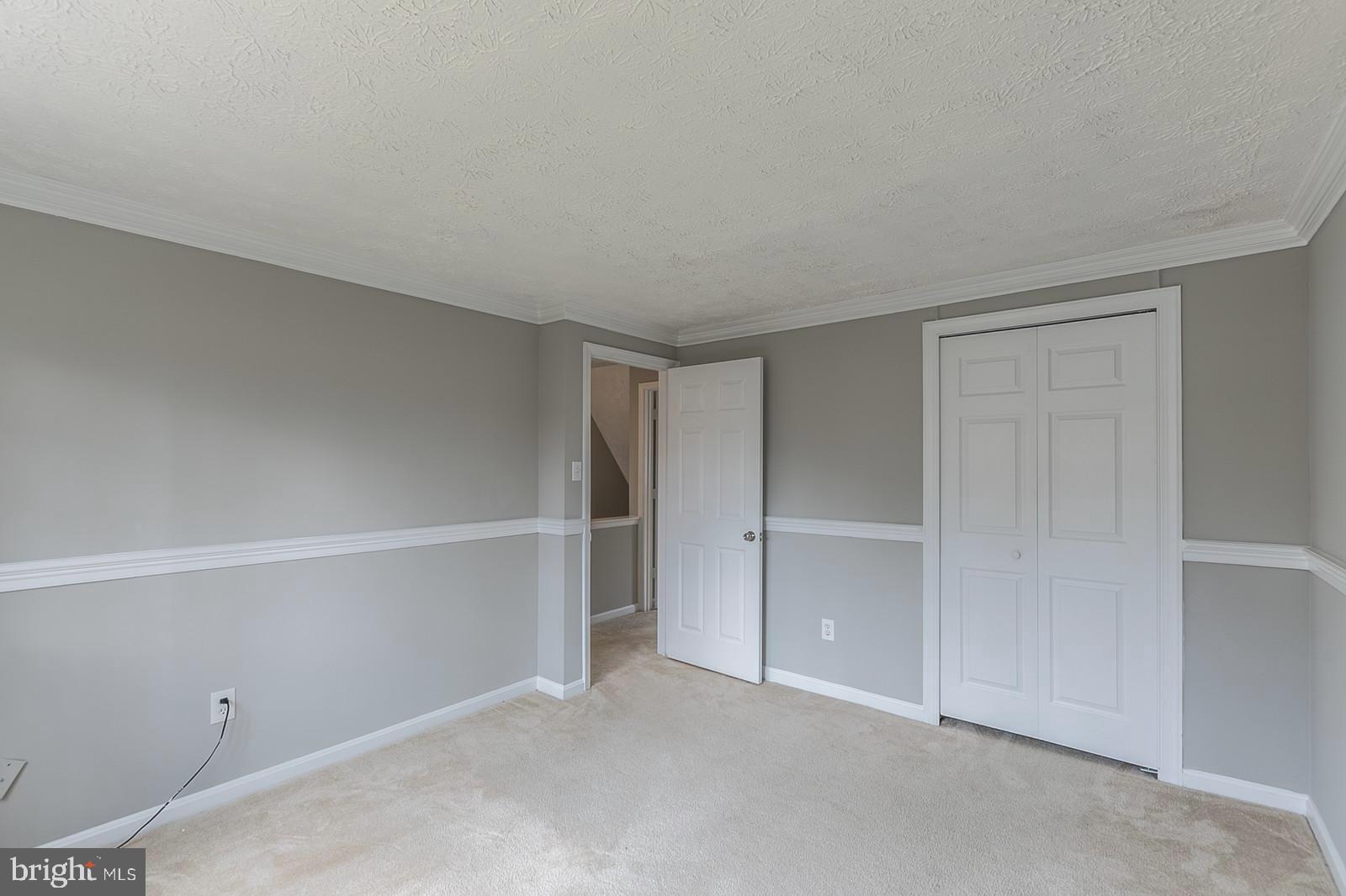 8287 Raindrop Way Springfield, VA 22153 - Photo 28 of 36 Gallery Image 28