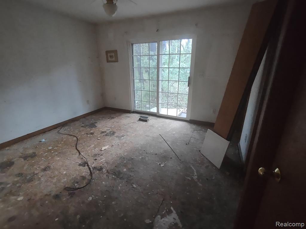 15056 South Duffield Road Byron, MI 48418 - Photo 13 of 23
