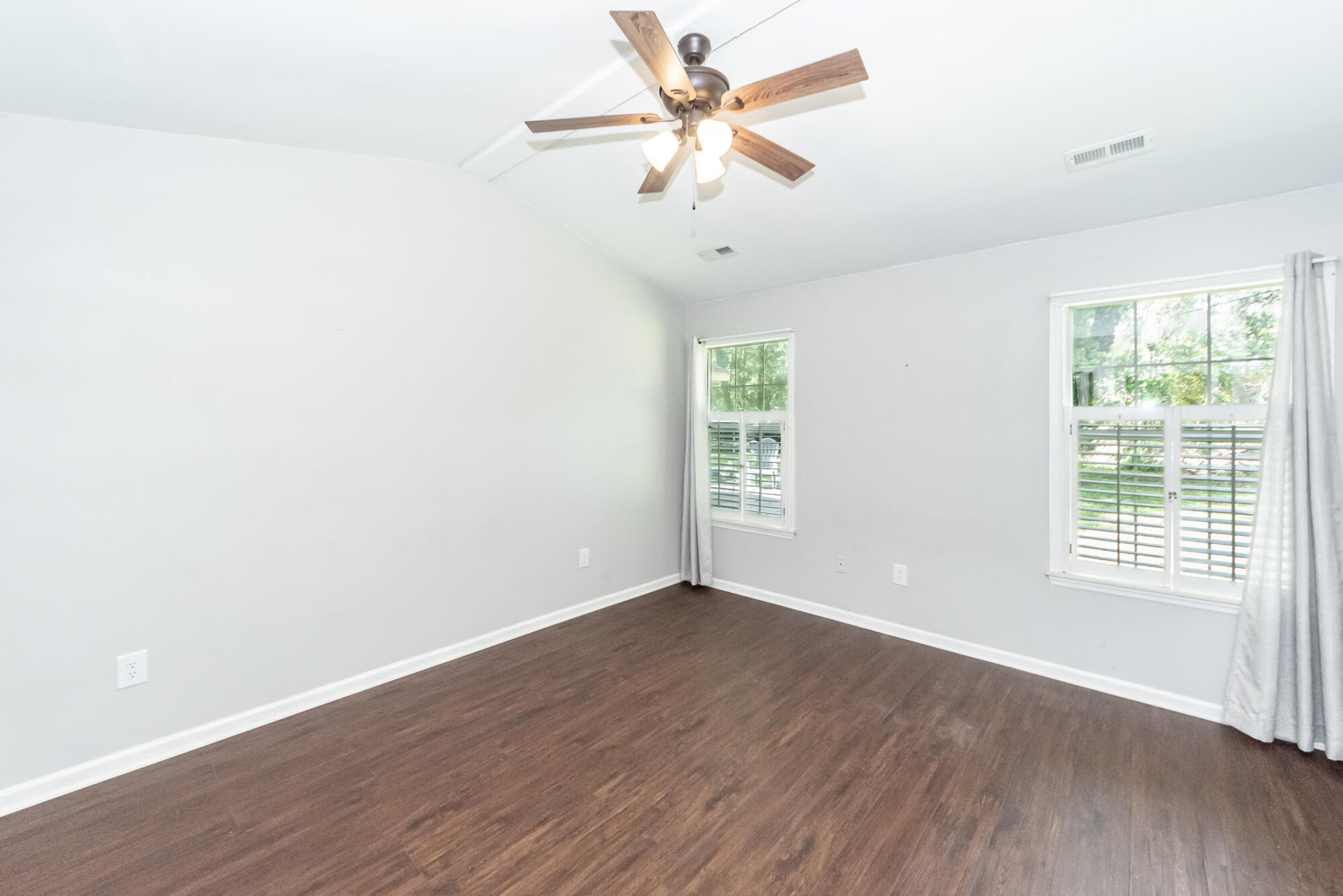110 Ruston Place Summerville, SC 29485 - Photo 22 of 42 28