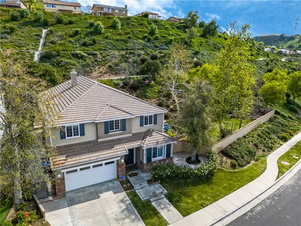 $1,190,000 | 29062 Garnet Canyon Drive, Saugus, CA 91390