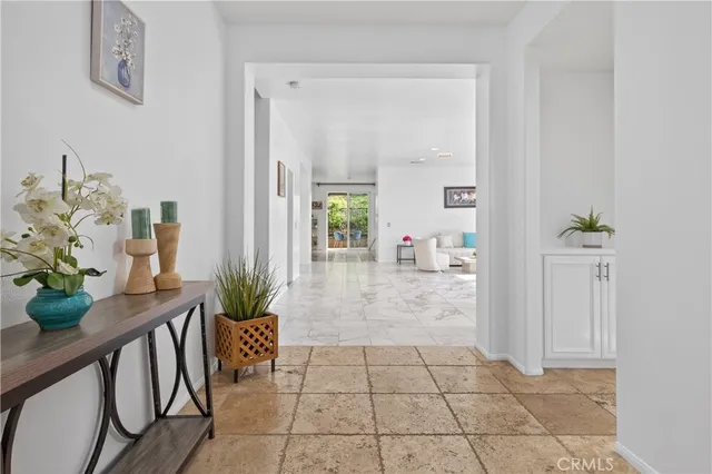 $1,250,000 | 29062 Garnet Canyon Drive, Saugus, CA 91390