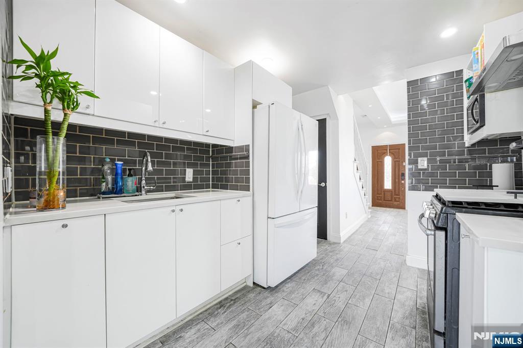 75 Cedar Street Garfield, NJ 07026 - Photo 10 of 30