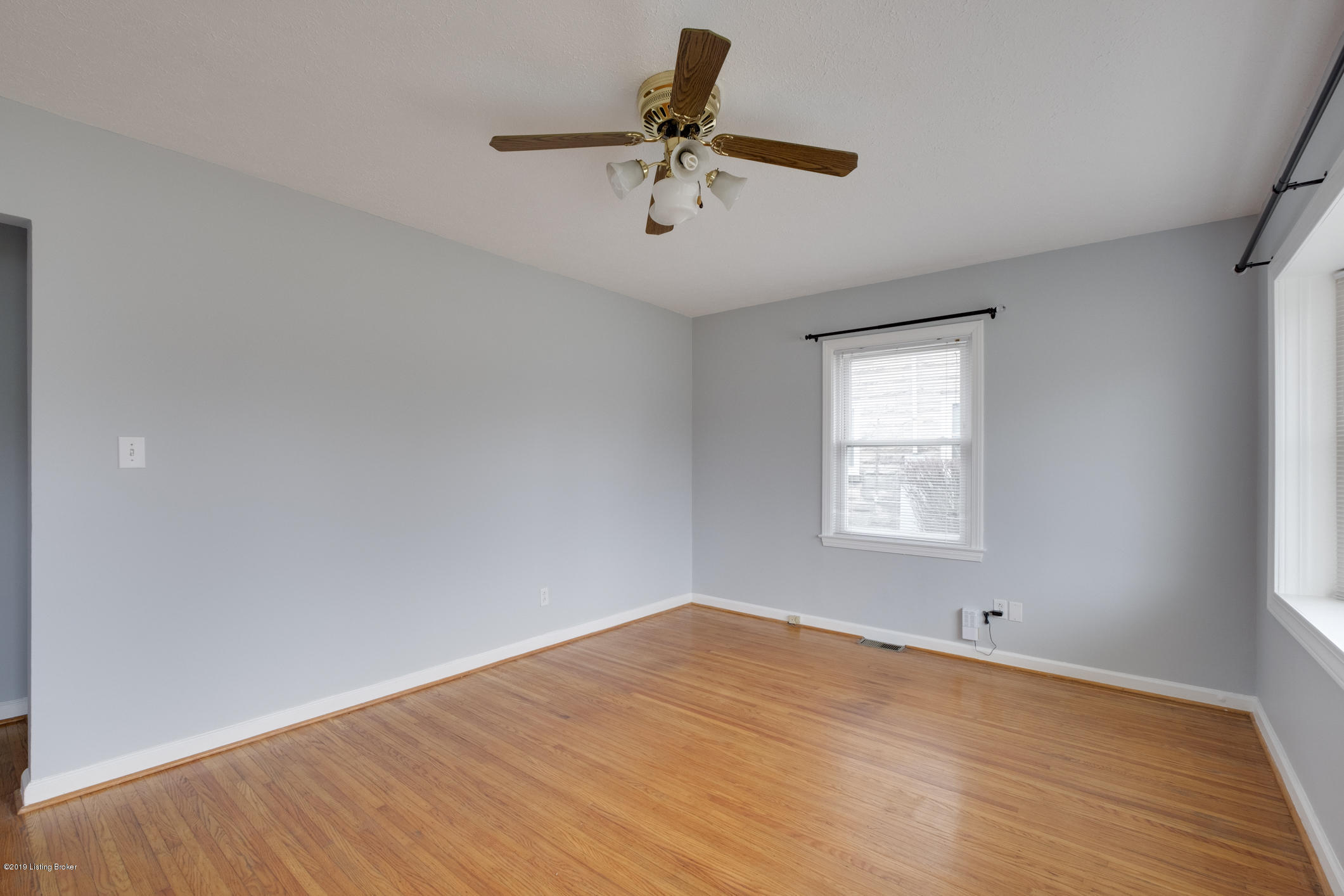 8296 Virginia Road Louisville, KY 40258 - Photo 4 of 25 8296 Virginia Road-1003