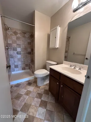 $599,000 | 20 Danbury Court, Red Bank, NJ 07701