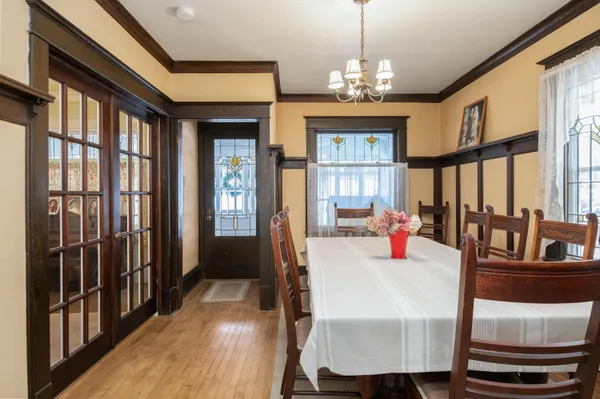 $1,799,000 | W304-n2426 Maple Avenue, Delafield, WI 53072