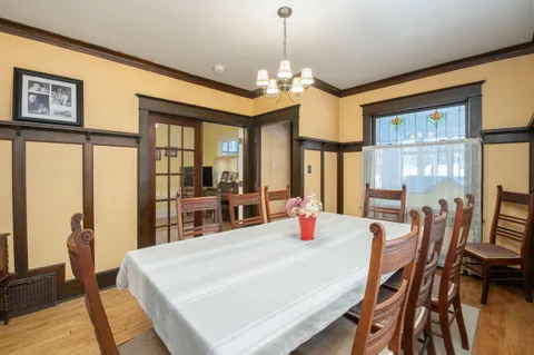 $1,799,000 | W304-n2426 Maple Avenue, Delafield, WI 53072