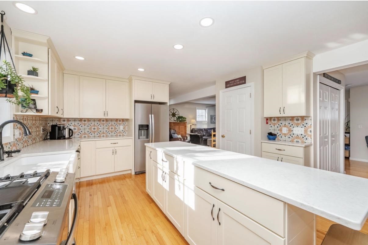 148 Sullivan Street Berwick, ME 03901 - Photo 11 of 52