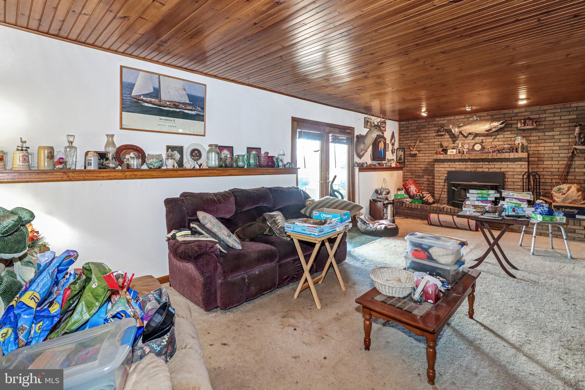 170-174 West Millstream Road Cream Ridge, NJ 08514 - Photo 48 of 109 Main House, Den