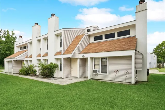 $1,200 | 142 St Croix Drive, Mandeville, LA 70448