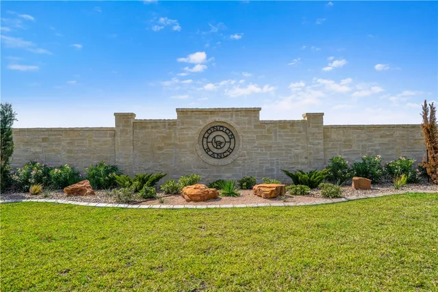 $871,500 | 1518 Fenner Ranch Drive, Corpus Christi, TX 78415