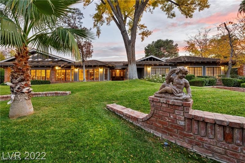 2801 Pinto Lane Las Vegas, NV 89107 - Photo 1 of 42