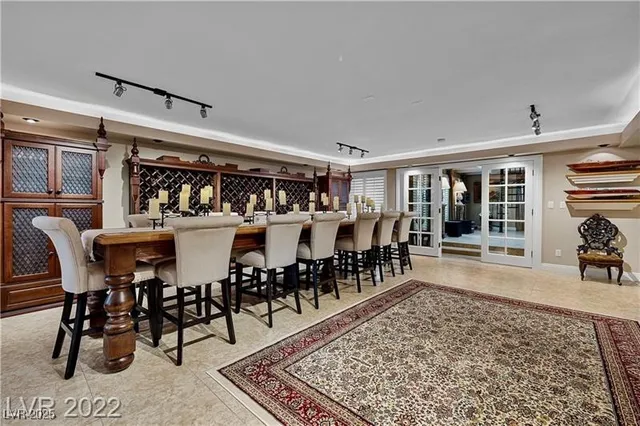 $100,000 | 2801 Pinto Lane, Las Vegas, NV 89107