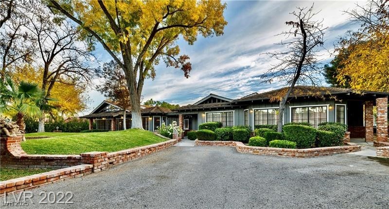 2801 Pinto Lane Las Vegas, NV 89107 - Photo 2 of 42