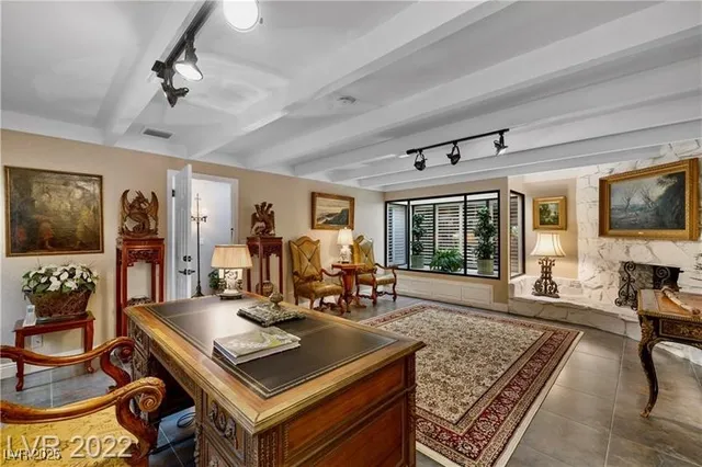 $100,000 | 2801 Pinto Lane, Las Vegas, NV 89107