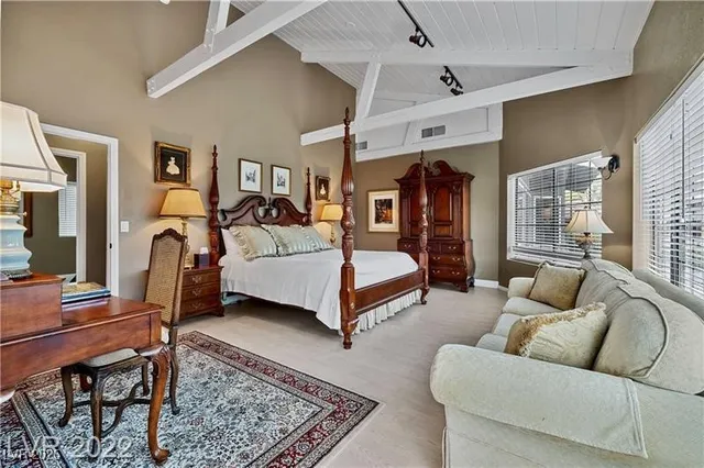 $100,000 | 2801 Pinto Lane, Las Vegas, NV 89107