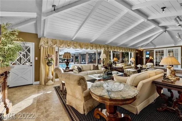 $100,000 | 2801 Pinto Lane, Las Vegas, NV 89107