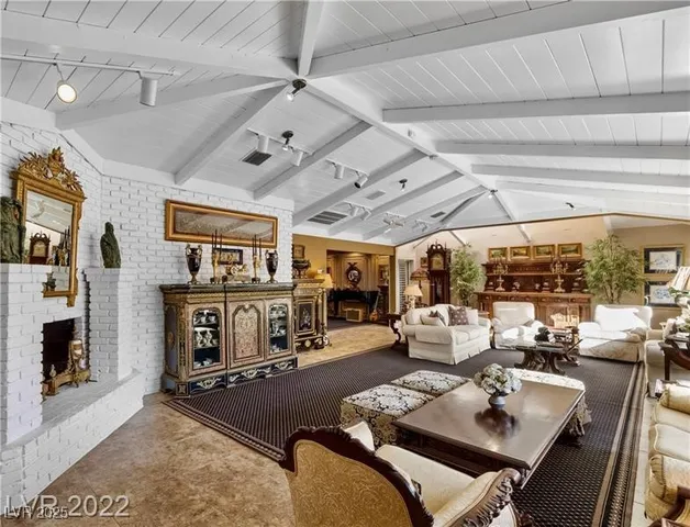 $100,000 | 2801 Pinto Lane, Las Vegas, NV 89107