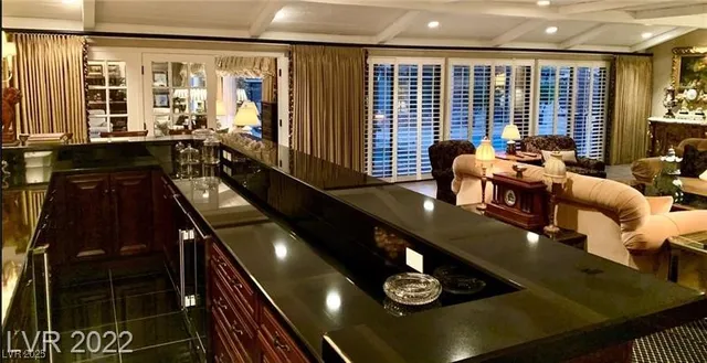 $100,000 | 2801 Pinto Lane, Las Vegas, NV 89107