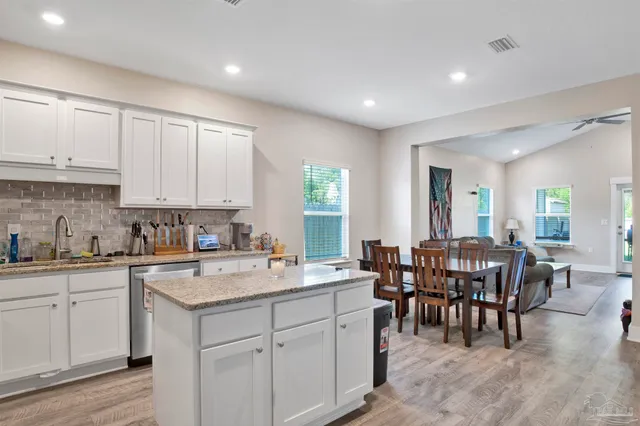 $2,000 | 5789 Conley Court, Pace, FL 32571