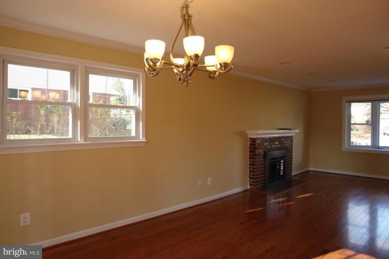 7305 Hogarth Street Springfield, VA 22151 - Photo 15 of 22 Living Room #2