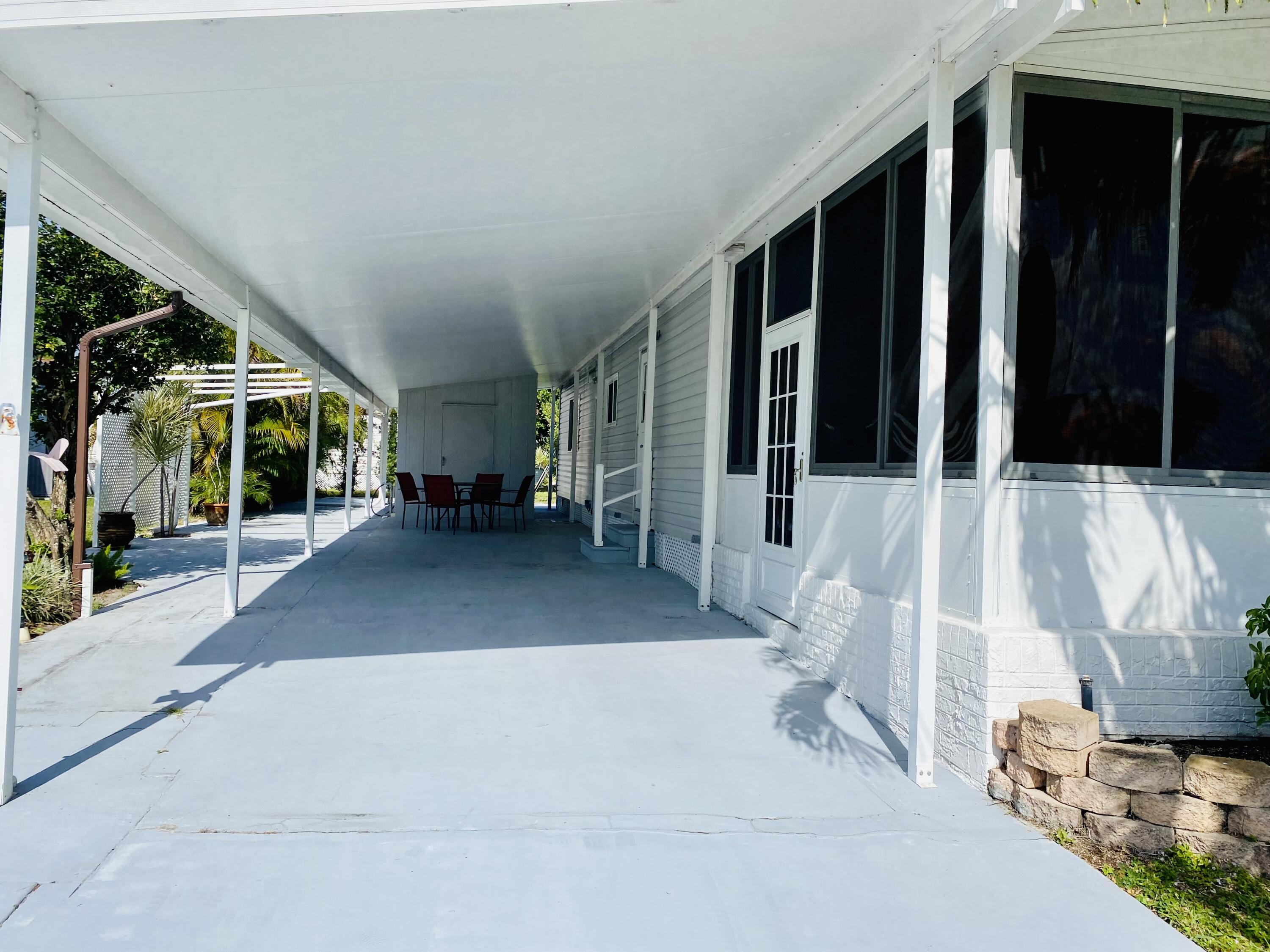 4467 Sandpine Circle Boynton Beach, FL 33436 - Photo 3 of 46 IMG-2440