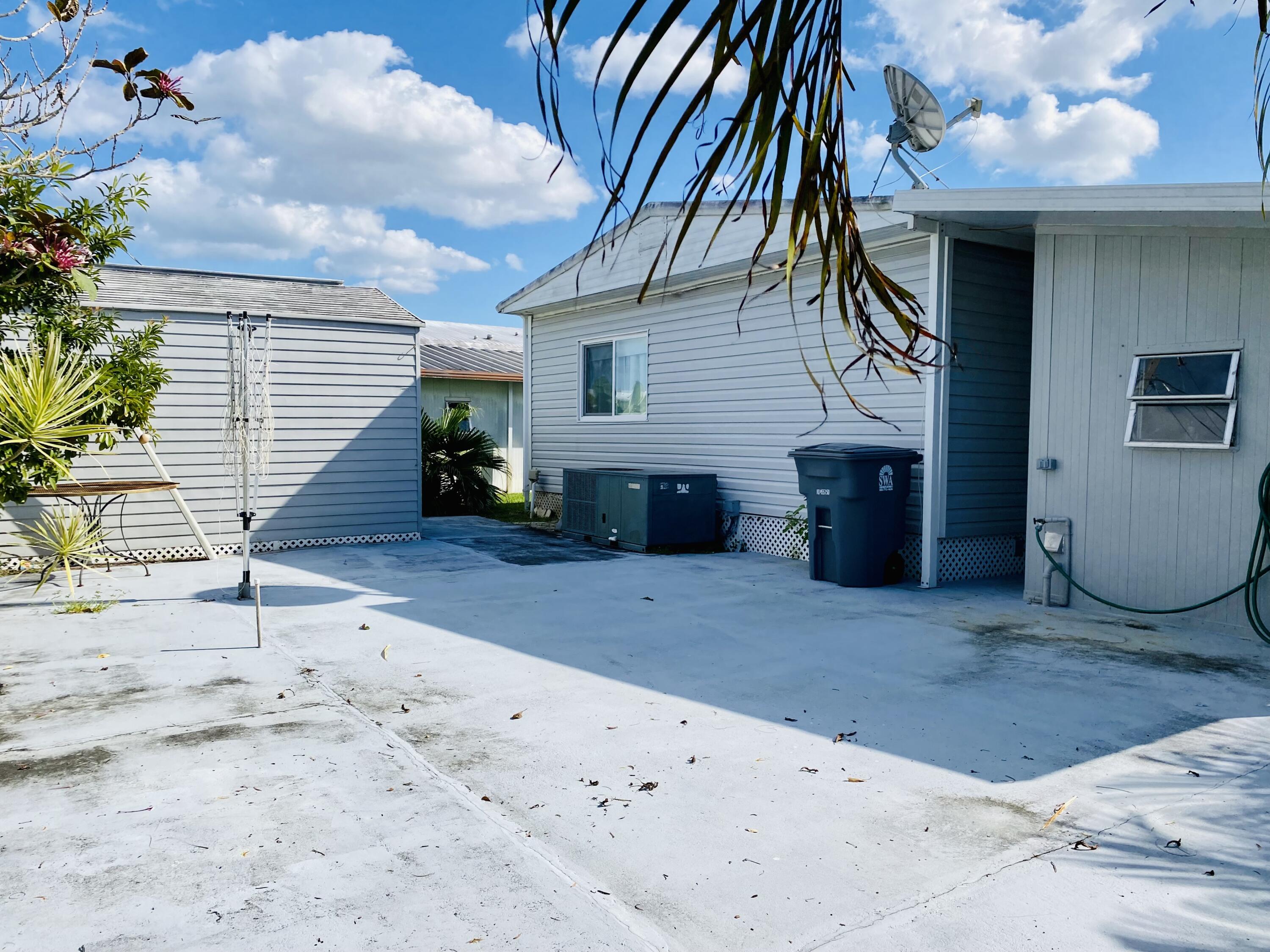 4467 Sandpine Circle Boynton Beach, FL 33436 - Photo 7 of 46 IMG-2444