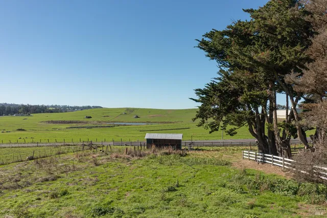 $2,249,000 | 3150 Pepper Road, Petaluma, CA 94952