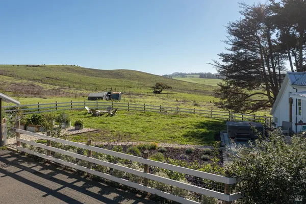 $2,249,000 | 3150 Pepper Road, Petaluma, CA 94952