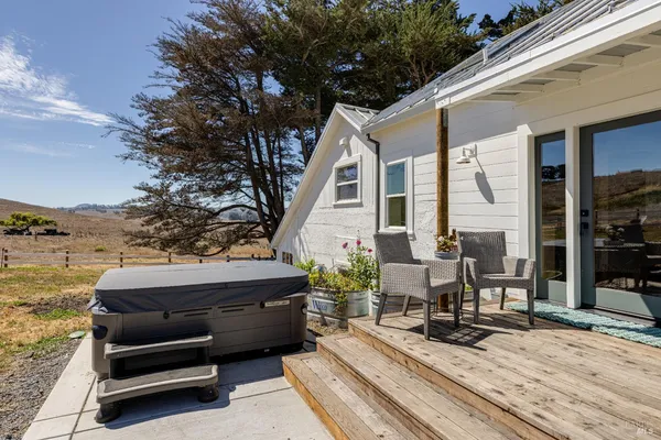 $2,249,000 | 3150 Pepper Road, Petaluma, CA 94952