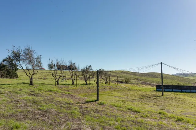 $2,249,000 | 3150 Pepper Road, Petaluma, CA 94952