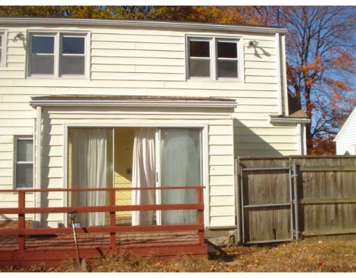 196 Rosemere Road Pawtucket, RI 02861 - Photo 3 of 13 Gallery Image 3